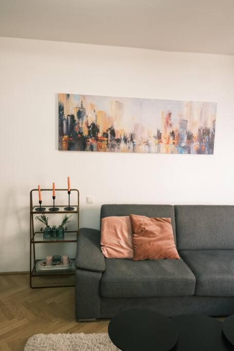 Pink Prater Apartament