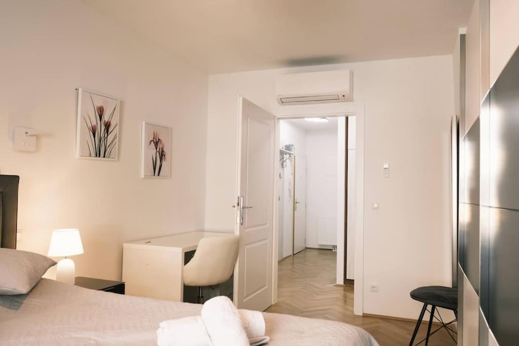Pink Prater Apartament
